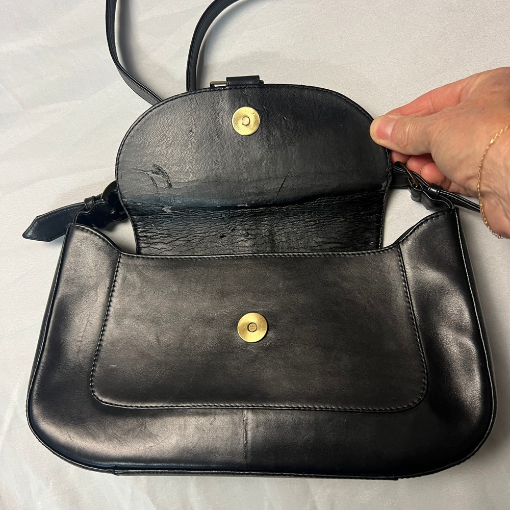 J. Renee Black Shoulder Bag with Animal Print Leather‎ Flap D Ring Accent - Picture 3 of 9